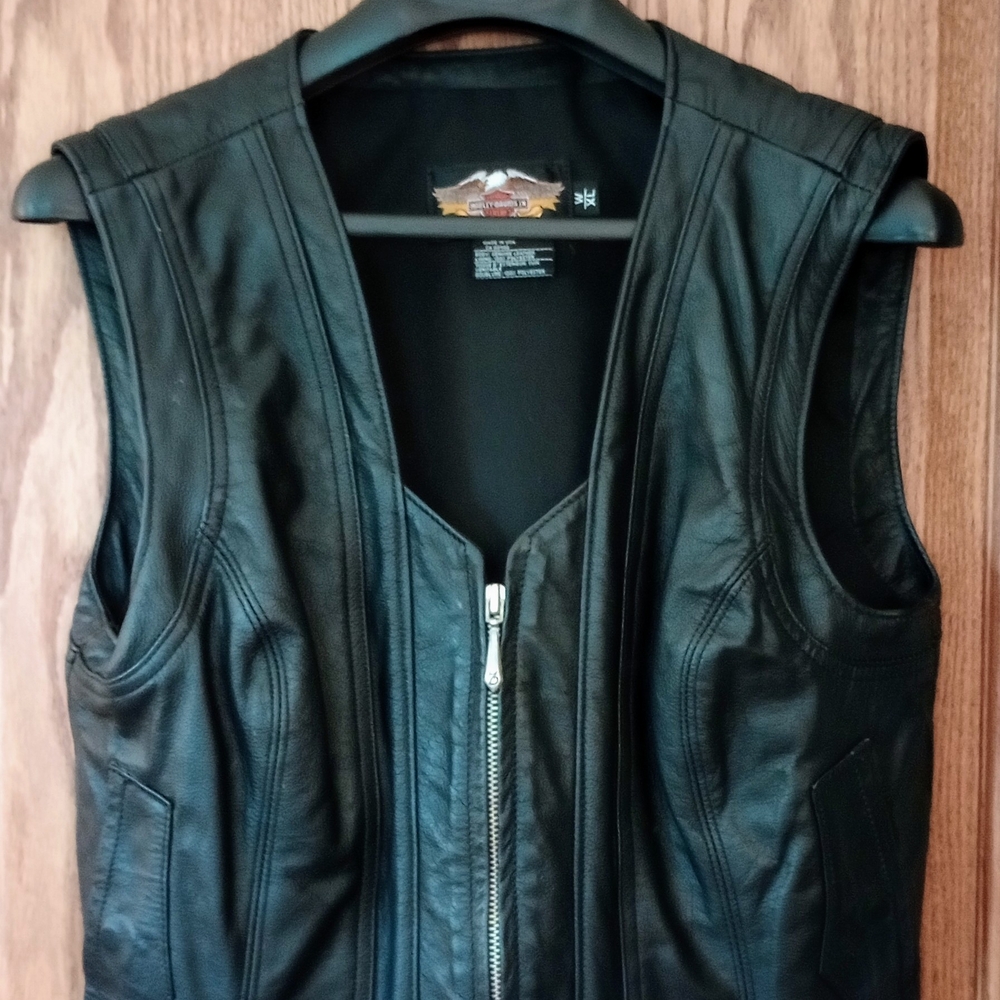 Harley-Davidson Black Leather V-Neck Vest